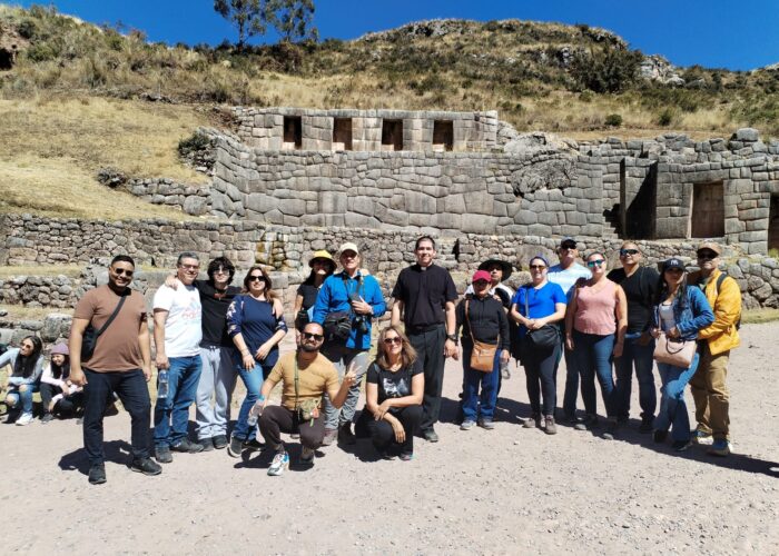 City tour cusco medio día por la mañan